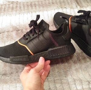 Adidas nmd black and red